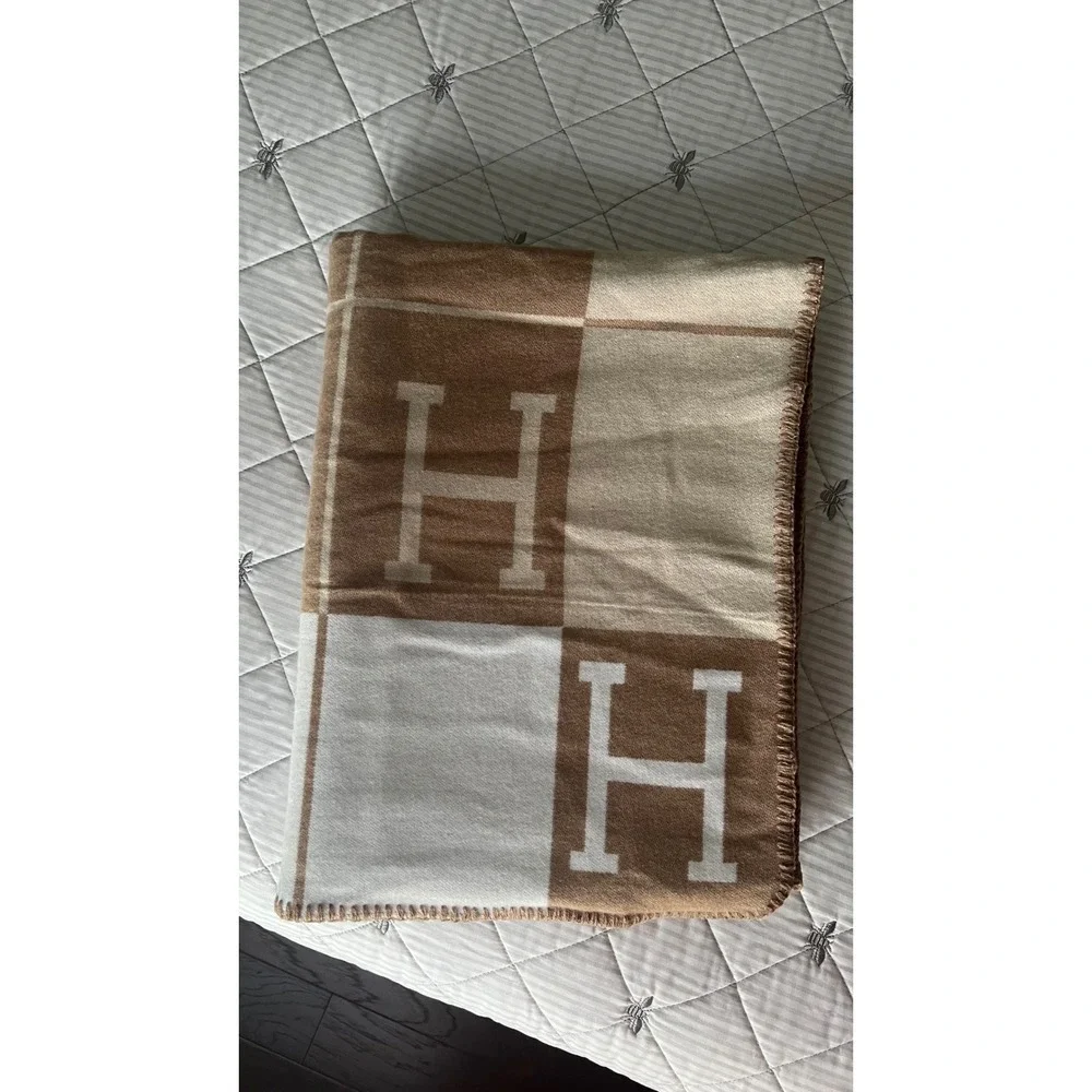 Letter H Throw Blanket 52x69 Tan Beige Reversible Cozy Home Decor NWOT